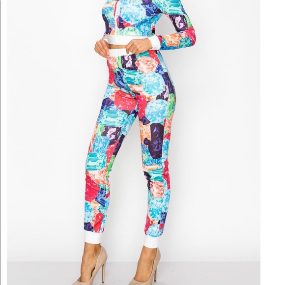 Clothes - Picture 2 of 4